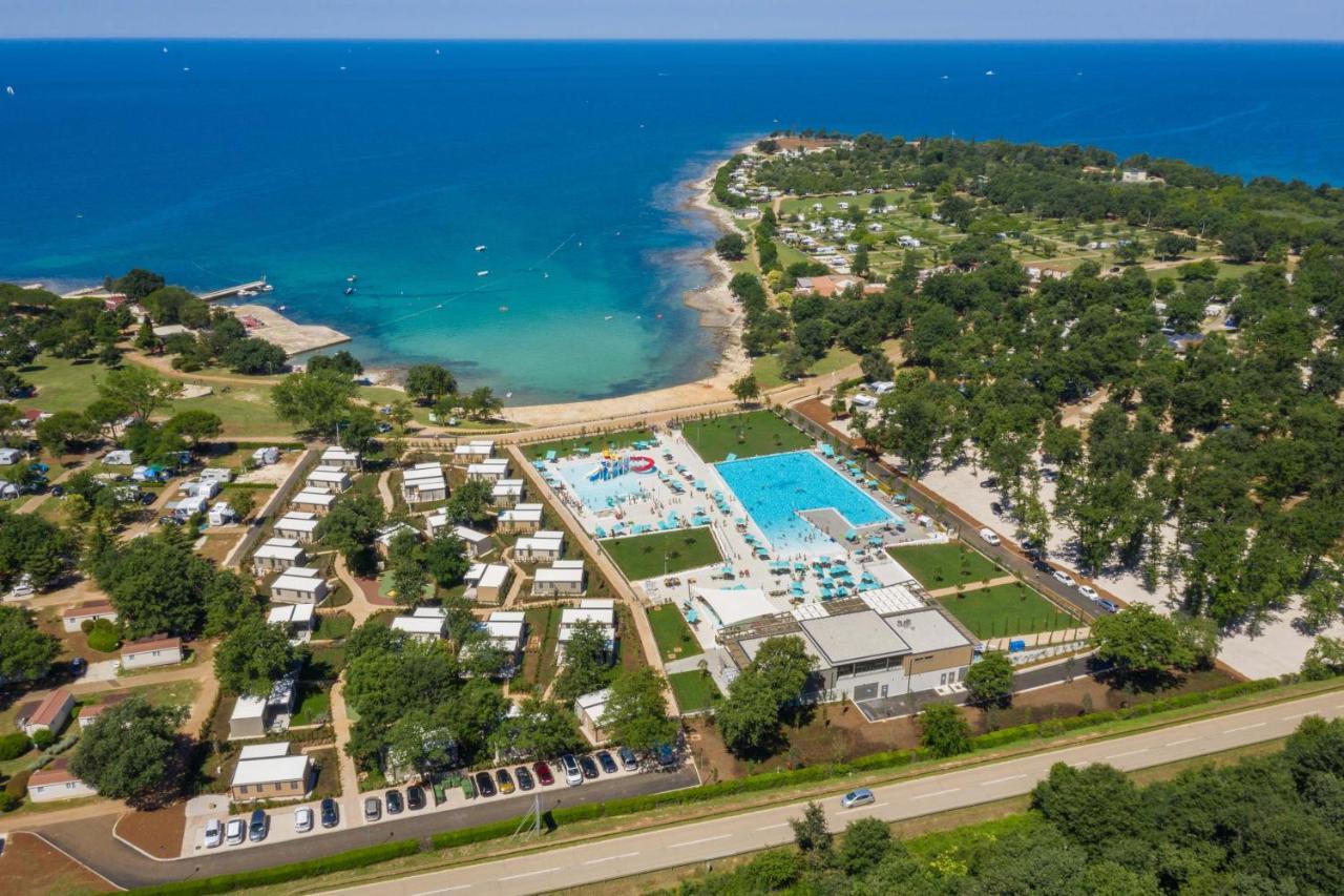 Mobile Homes Premium Vista Mare Park Umag By Camp4You Bagian luar foto