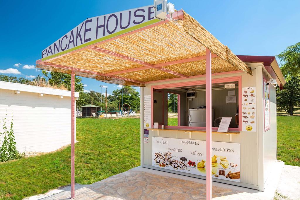 Mobile Homes Premium Vista Mare Park Umag By Camp4You Bagian luar foto