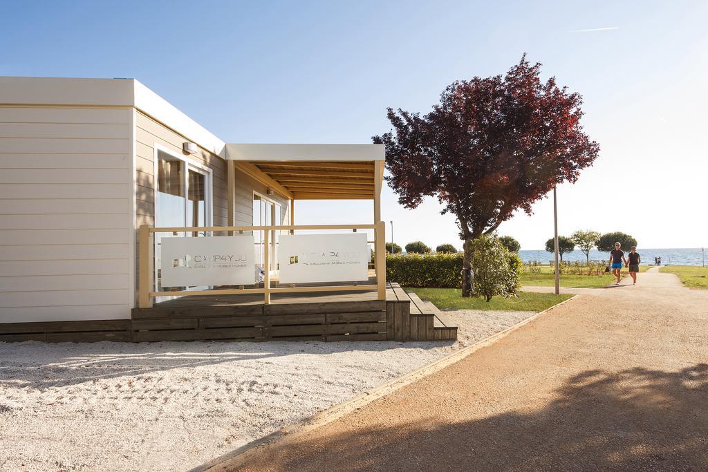 Mobile Homes Premium Vista Mare Park Umag By Camp4You Bagian luar foto